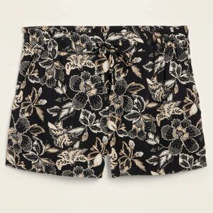 Old Navy Floral tie waist shorts size M